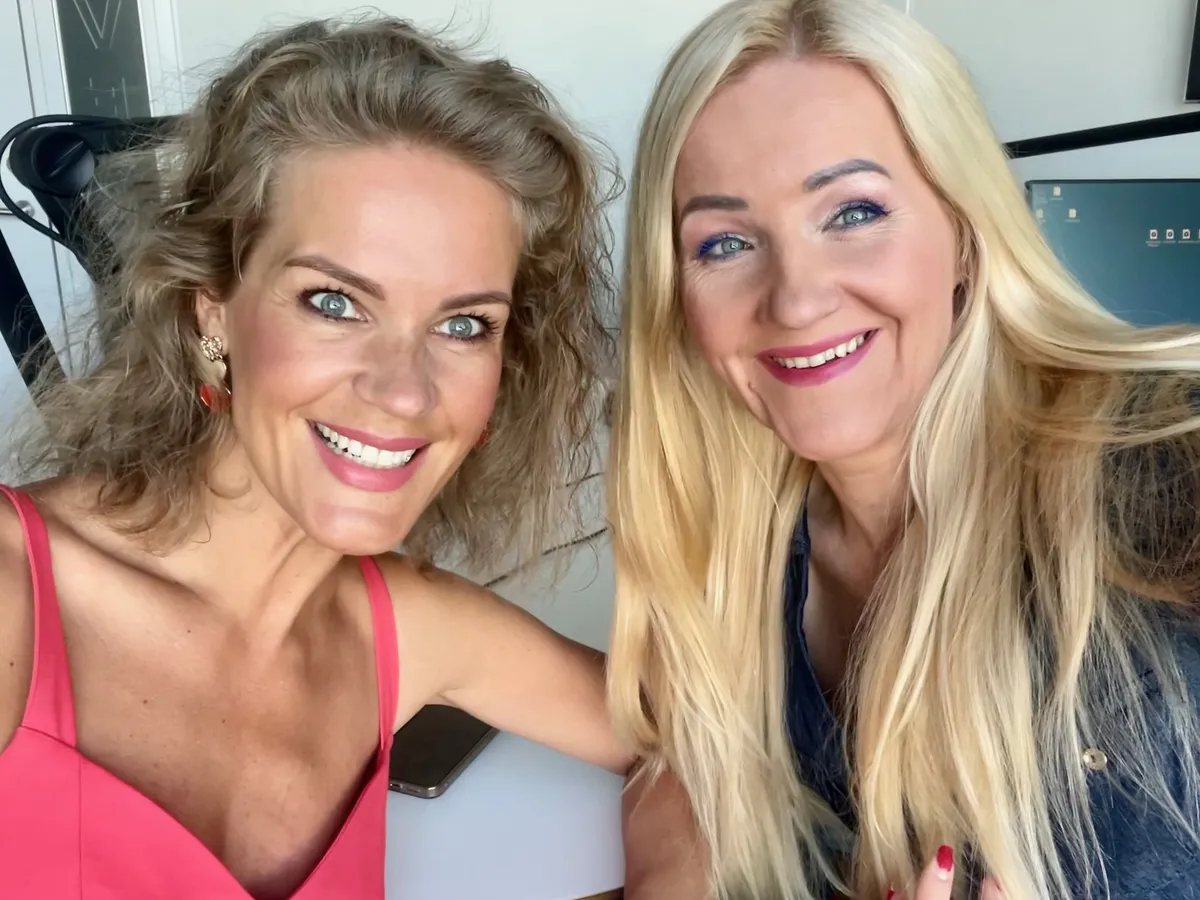 Epp Kärsin ja Kristina Herodes saate «Naistejutud» stuudios.