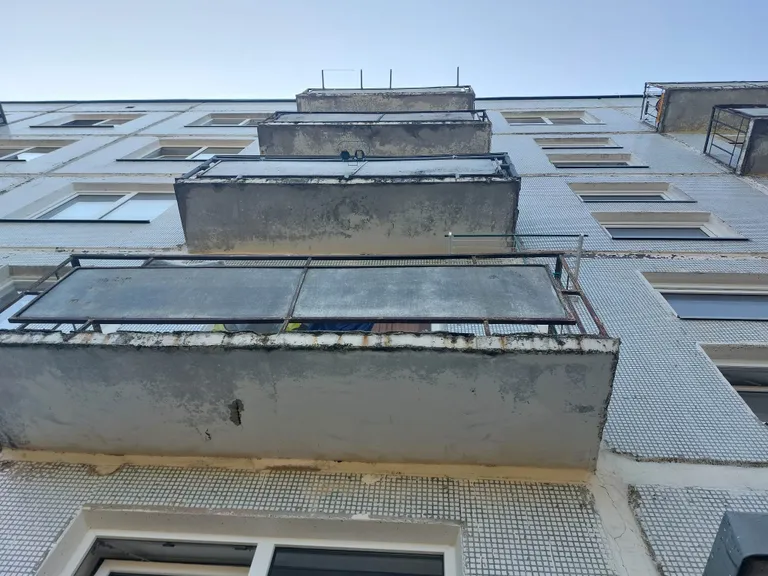 Многоквартирный дом на улице Корели.