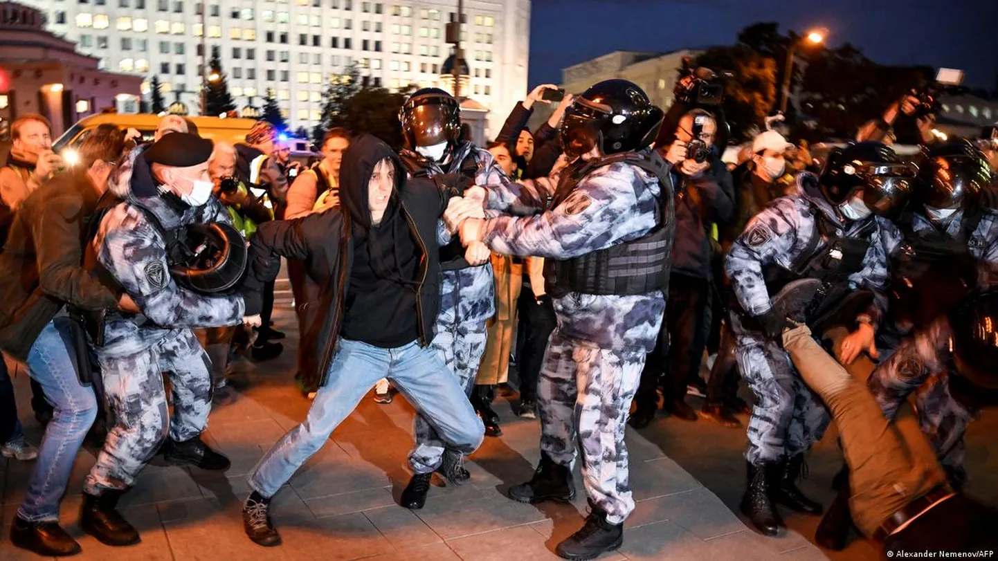 Митинги протеста против мобилизации в России