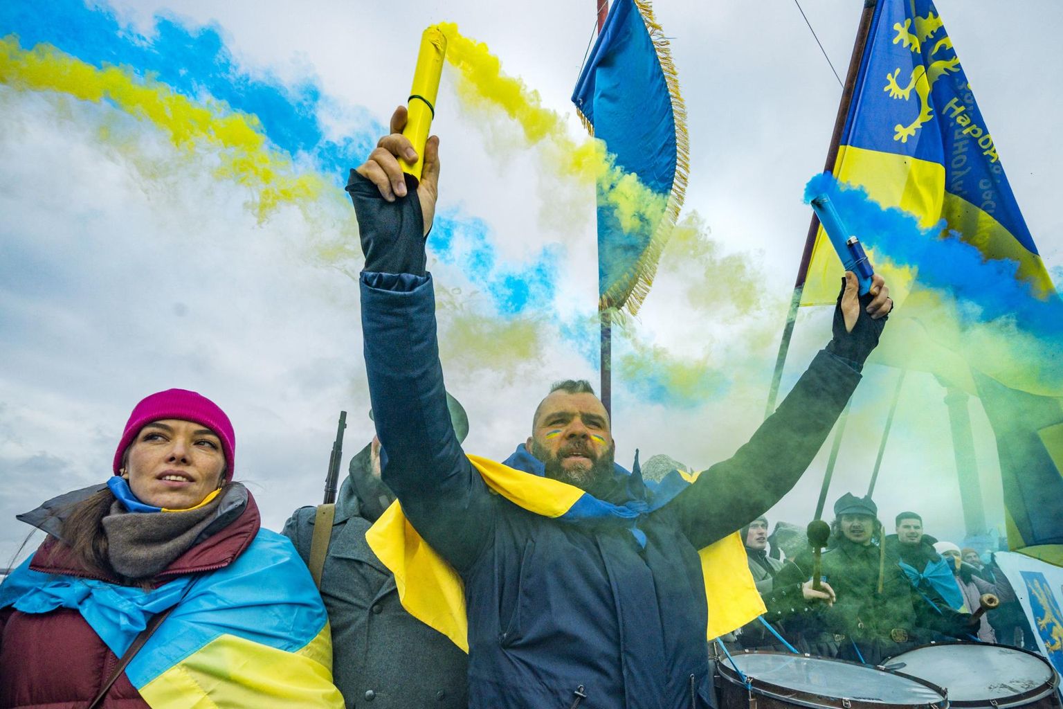 22 января в Киеве праздновали День единства. По словам местных жителей, мнение о защите своей родины сходится у живущих на западе, и у живущих на востоке страны.