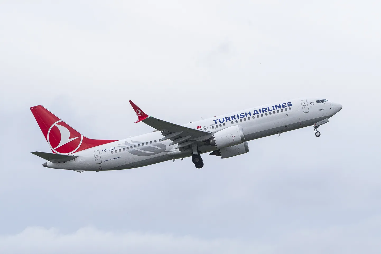Самолет Turkish Airlines.