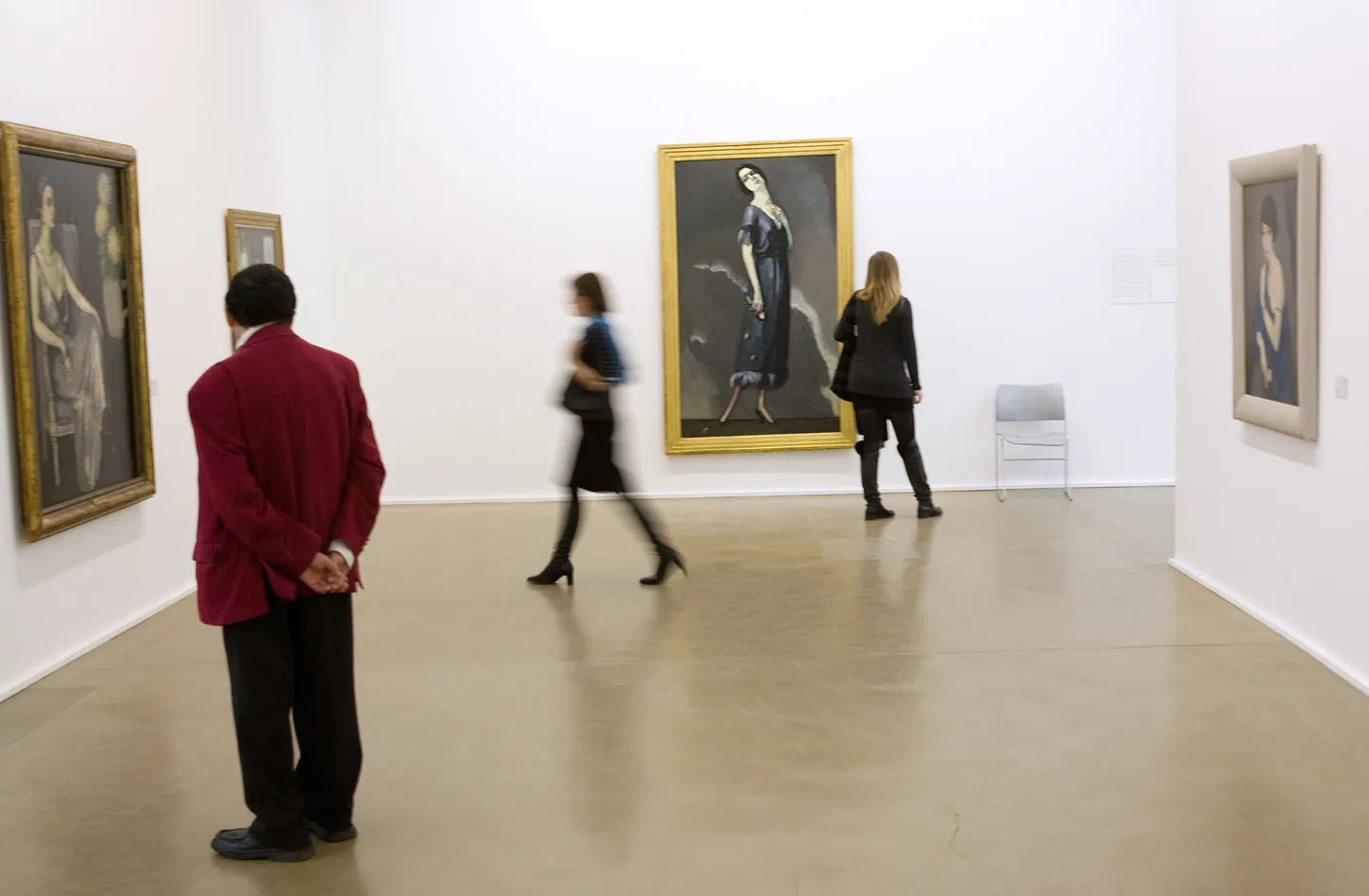 Pariisi moodsa kunsti muuseumi näitusesaal