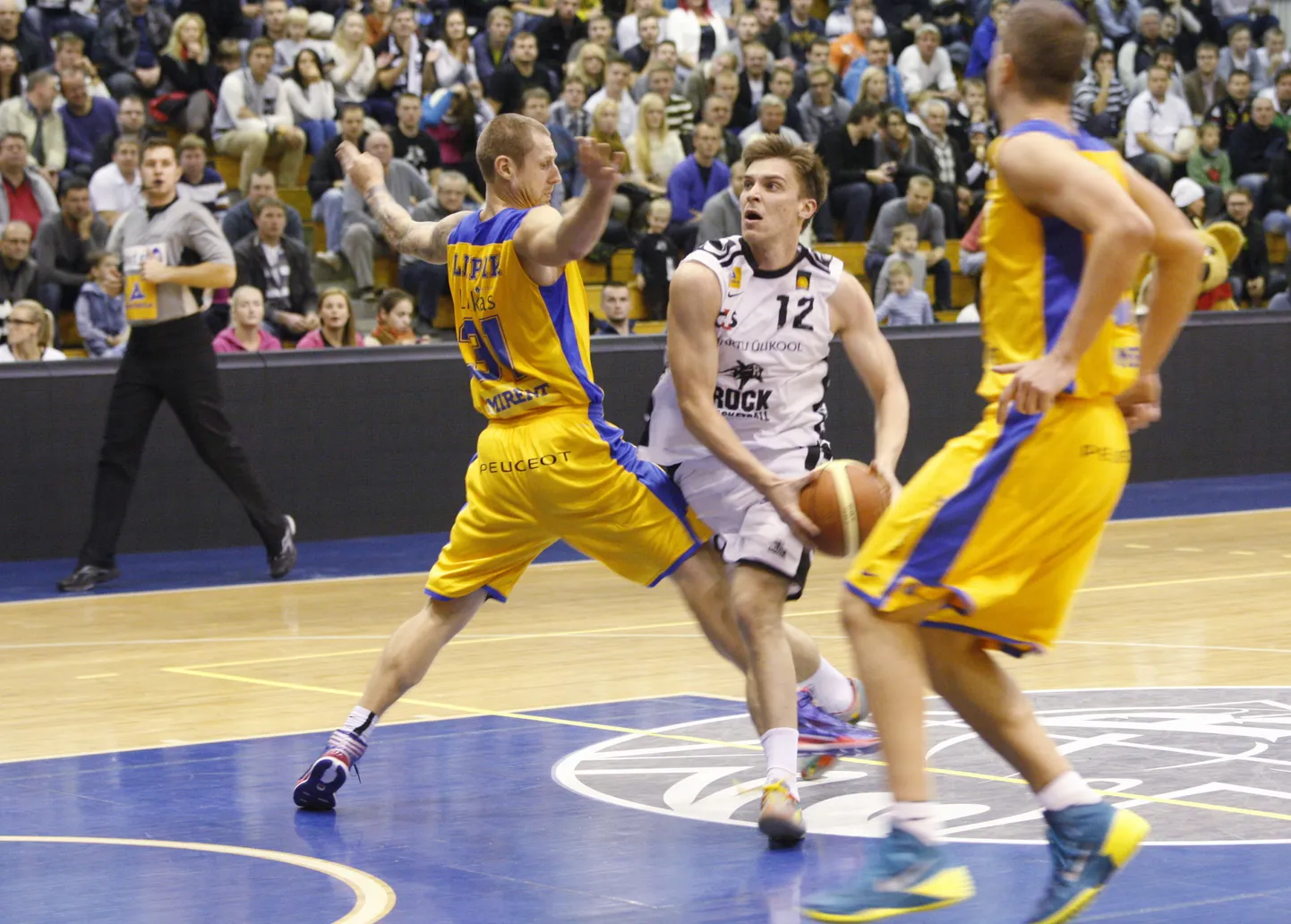 Augustas Peciukevicius (palliga).