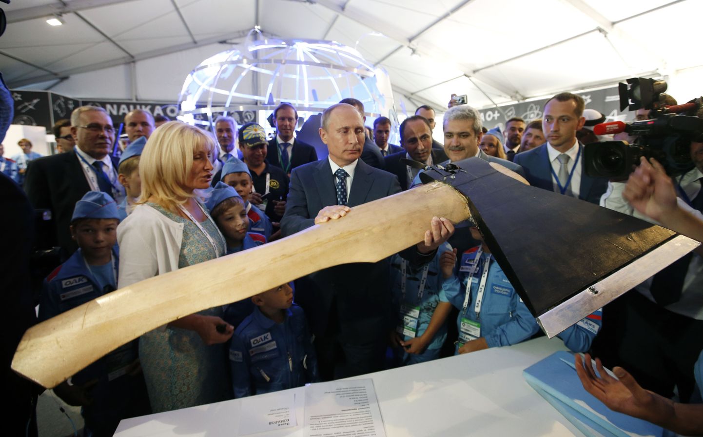 Vladimir Putin ja lendav kirves