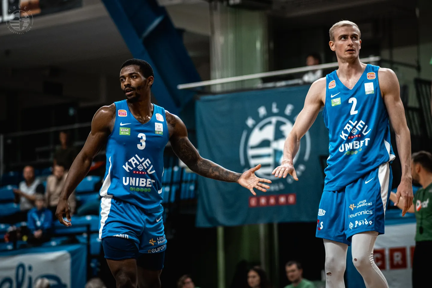 Kalev/Cramo mängijad Alterique Gilbert ja Taavi Jurkatamm.
