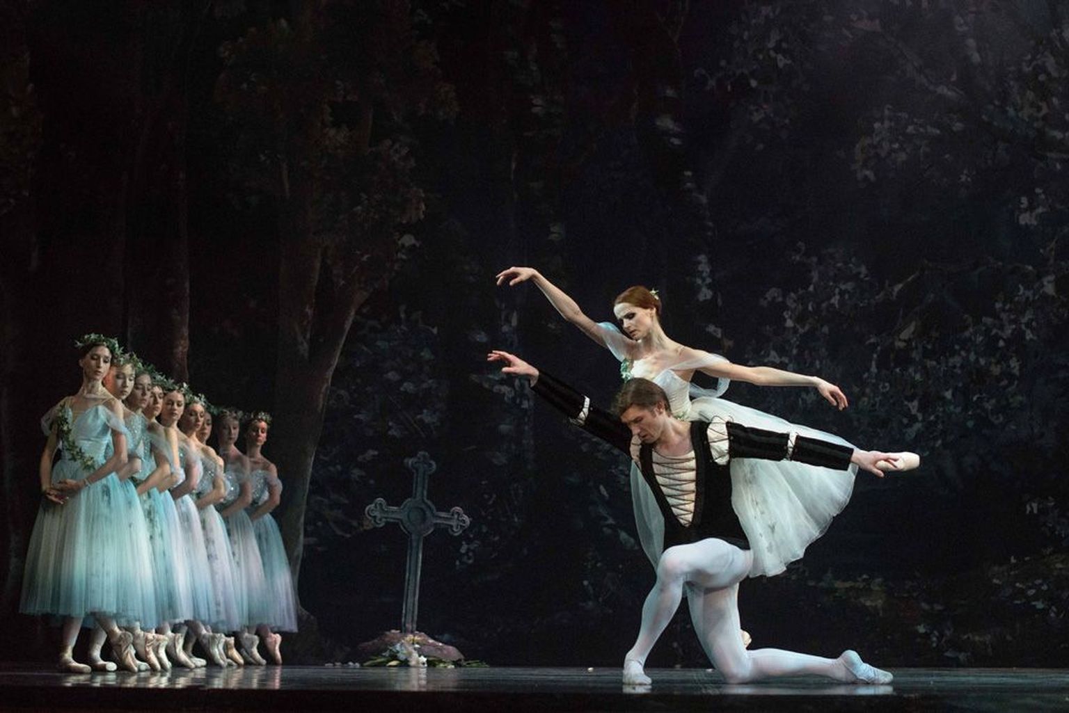 Stseen balletist «Giselle».