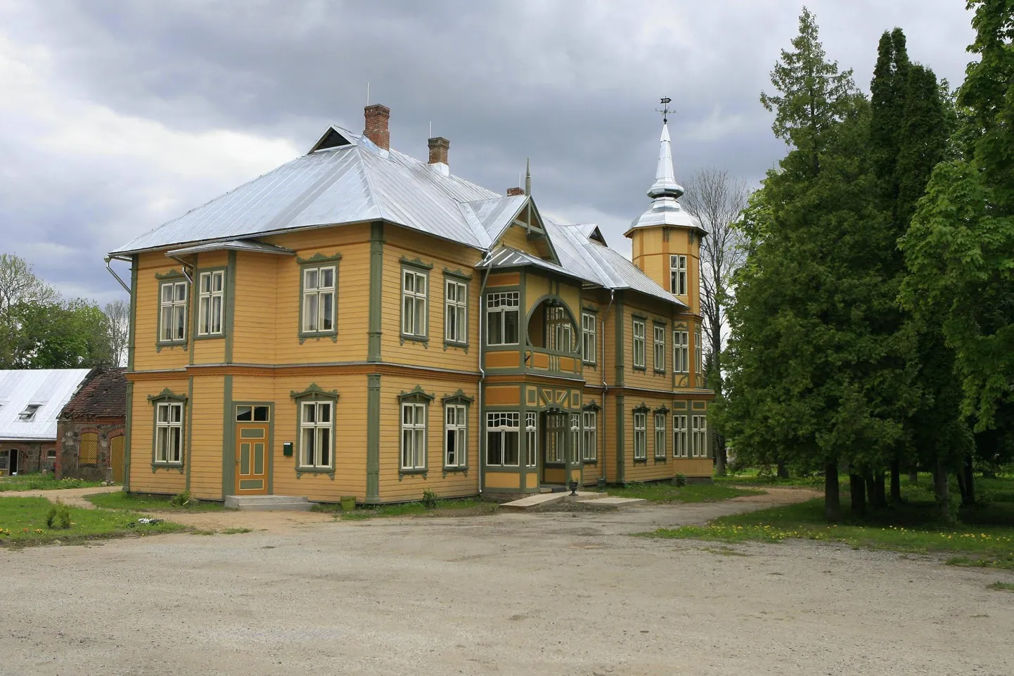 Mulgi Häärber Hallistes.