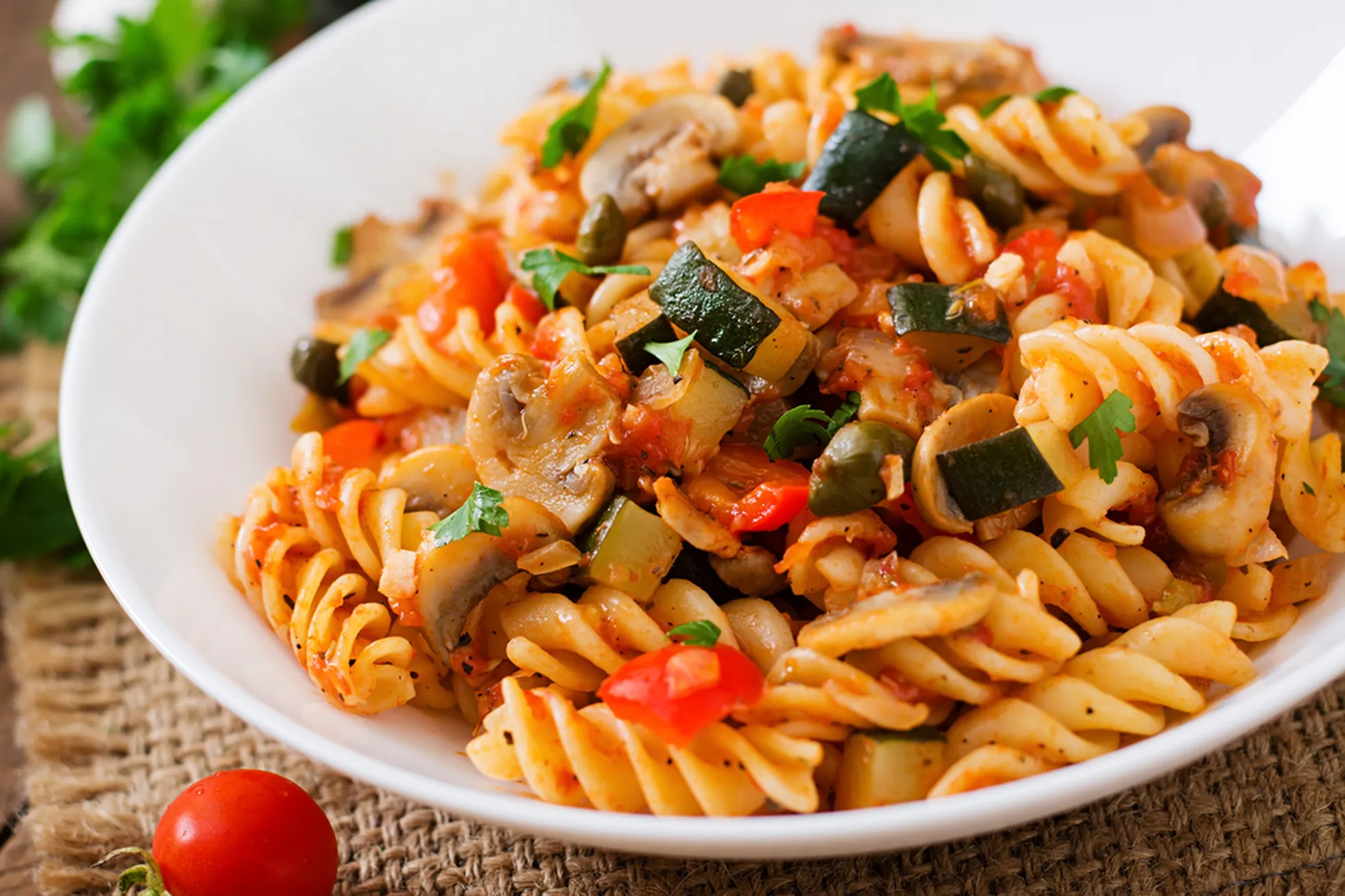 Suvikõrvitsa-šampinjoni pasta