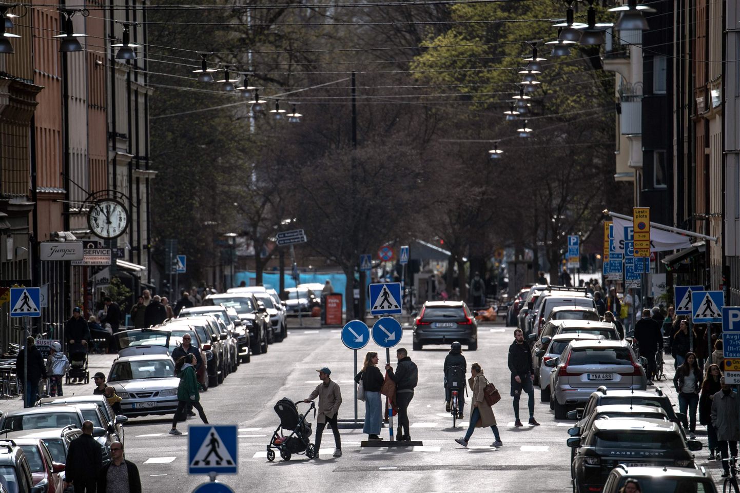 Улица Стокгольма, 20 апреля.