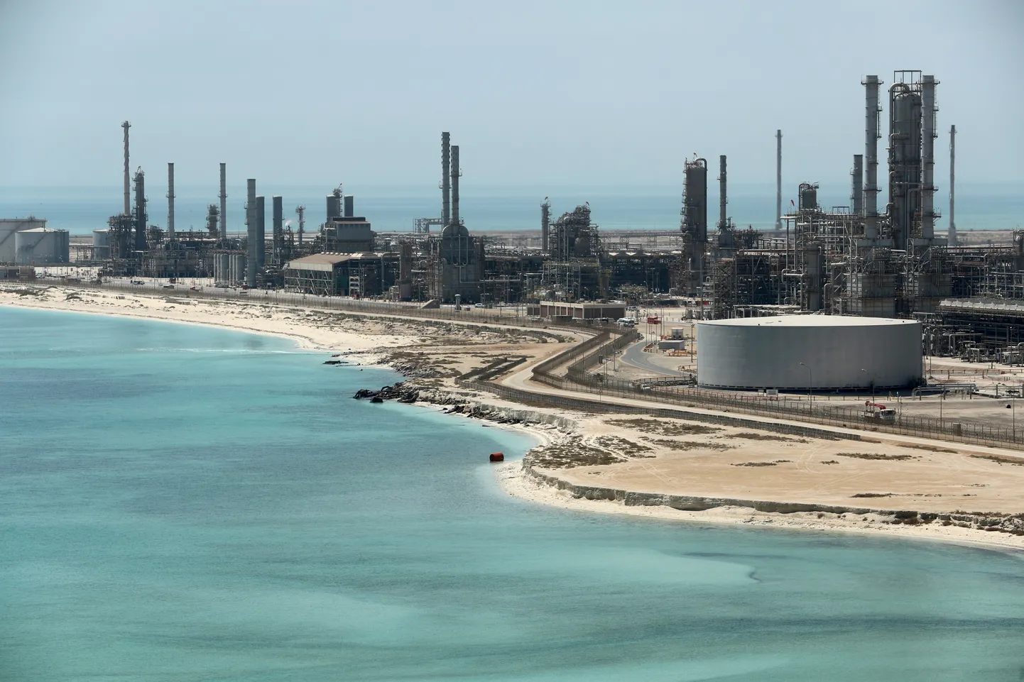 Aramco Ras Tanura rafineerimistehas.