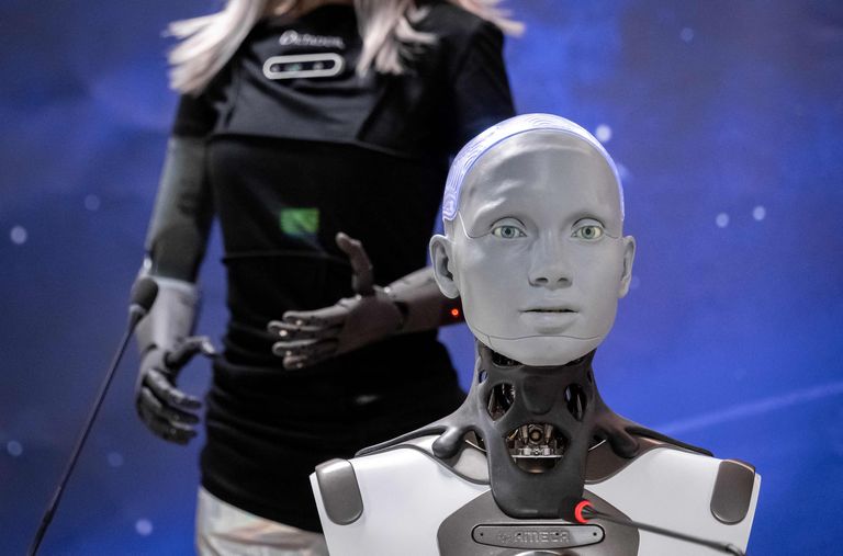 Humanoidrobot Ameca oskab hästi jäljendada inimese näoilmeid ja emotsioone