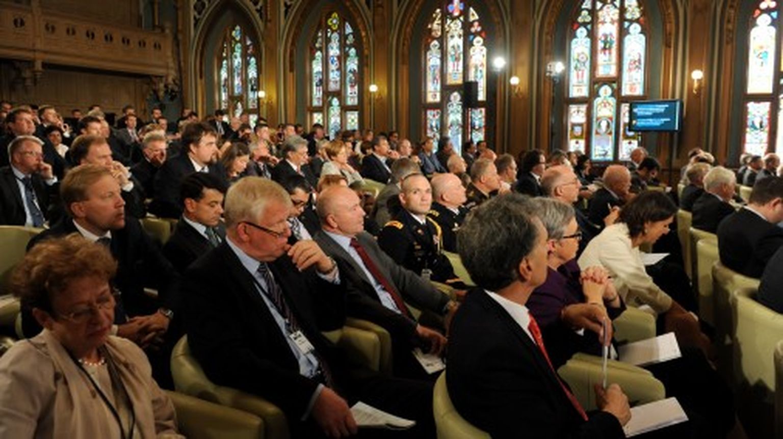 Notiek "Rīgas konferences 2013" atklāšanas diskusija "Vai Eiropa joprojām ir spēlētājs globālajā ekonomikā?"