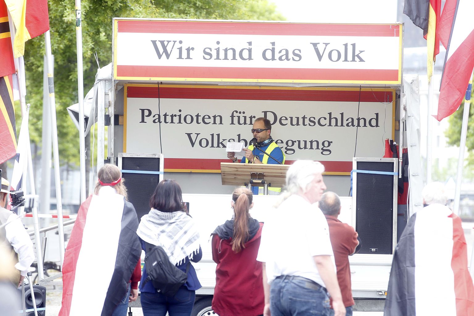 Koroonapiirangute vastane meeleavaldus Saksamaal.