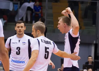 Eesti - Läti EM-valikmäng Jelgavas. Ardo Kreek (paremal).