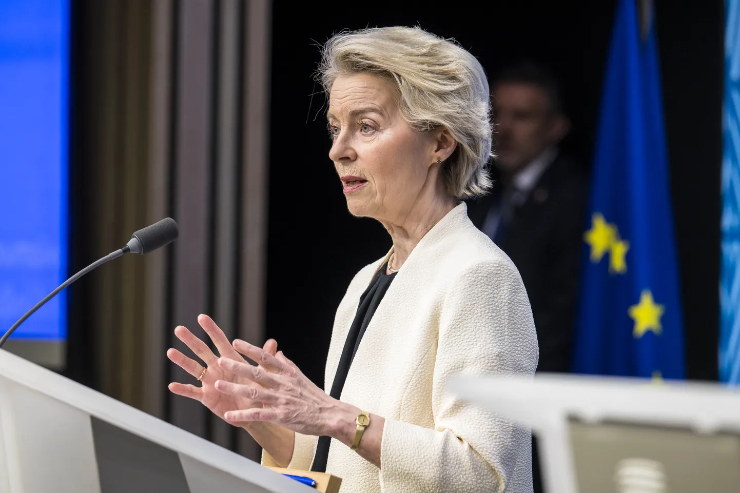 Euroopa Komisjoni president Ursula von der Leyen annab pressikonverentsil ülevaadet tippkohtumisest, kus kiideti heaks tema ettepanek tugevdada Euroopa kaitsevõimet. 7.märts 2025, Brüssel, Belgia.
