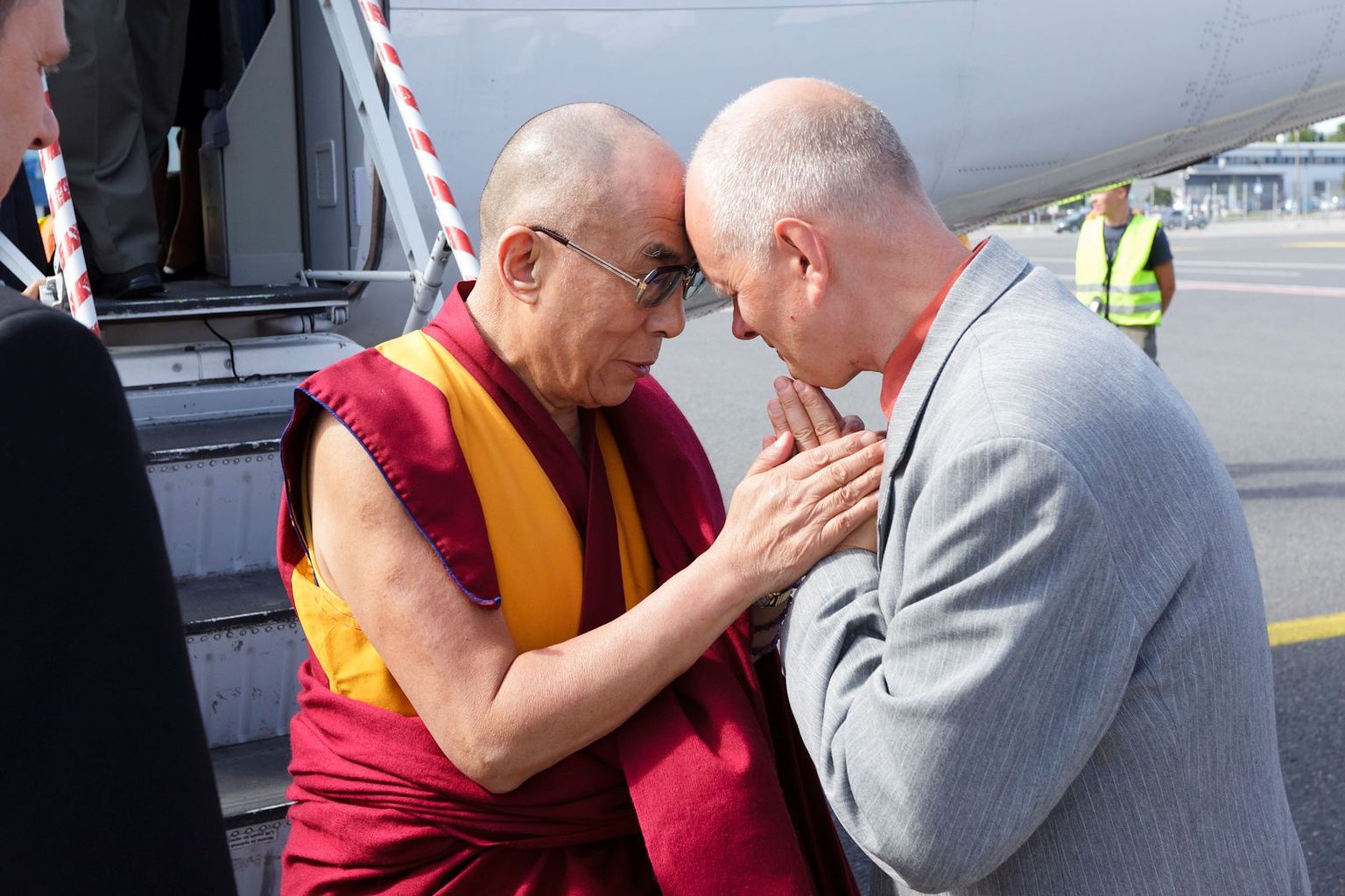 Sven Grünberg kohtub dalai-laamaga.
