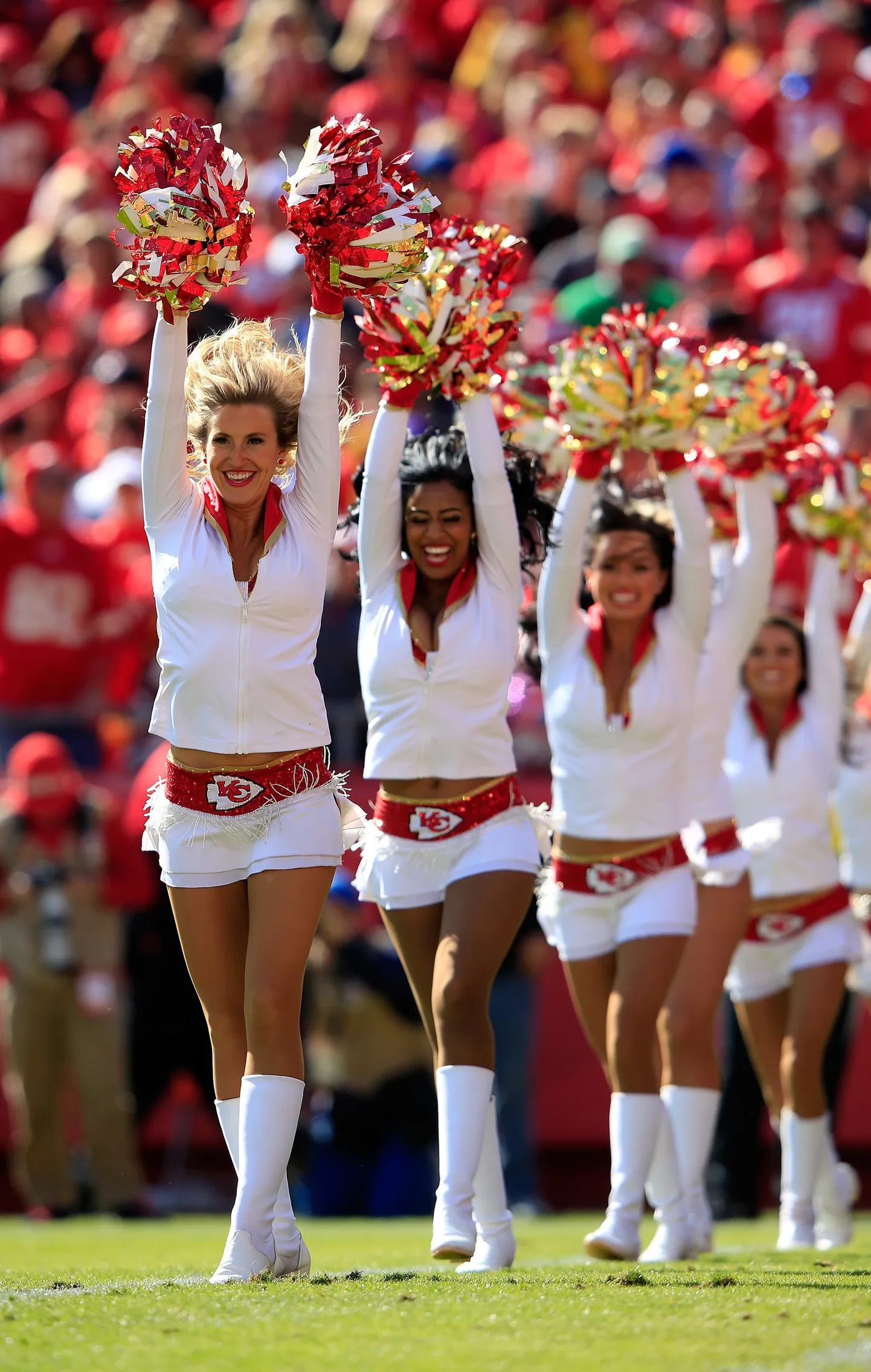 Kansas City Chiefs meeskonna tantsutüdrukud.