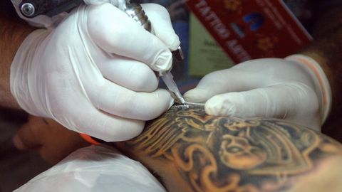 Британка впервые сделала татуировку в 82 года. И вот какую!