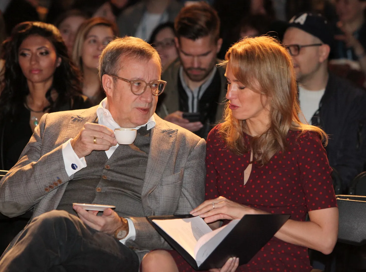 1. aprillil avati TMW kahest osast koosnev konverentsiprogramm NO99 teatris president Toomas Hendrik Ilvese kõnega. Koos presidendiga väisas üritust ka kaunis presidendiproua Ieva Ilves.