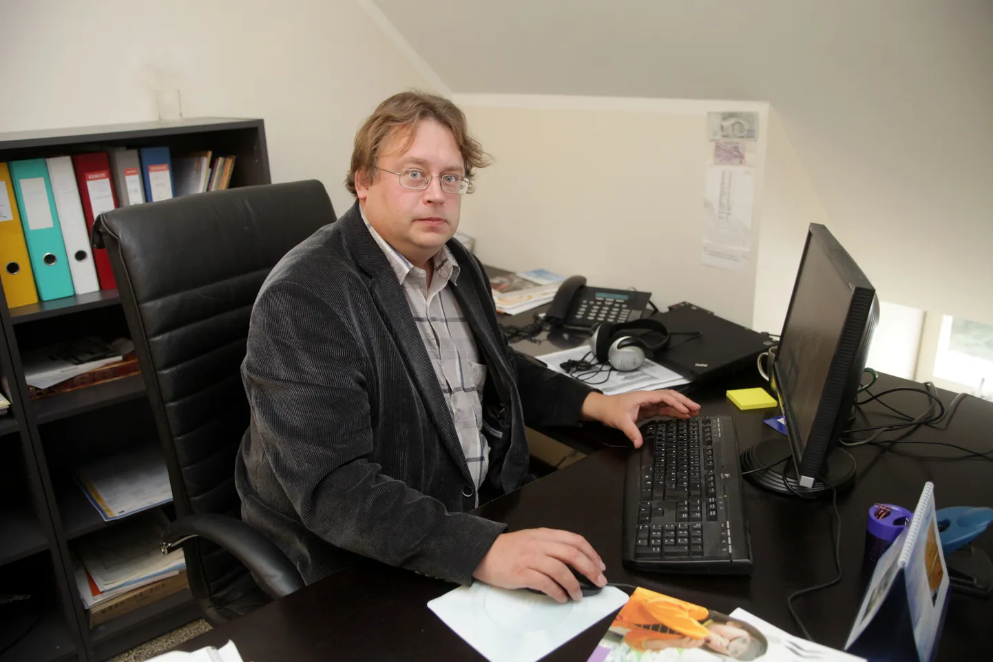 Mart Laidmets online-väitlemas.