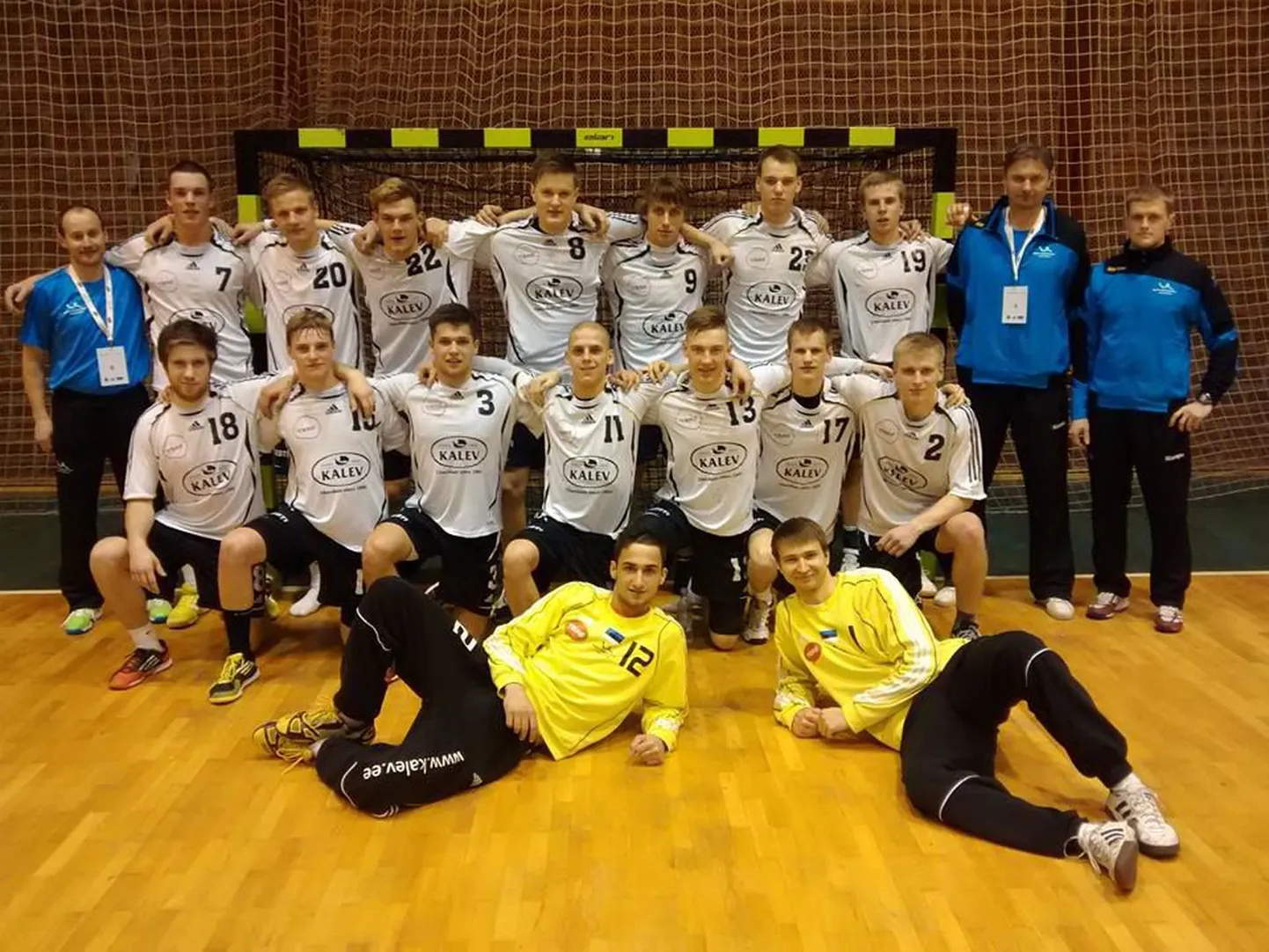 Austrias peetaval Euroopa U-20 käsipallimeistrivõistlustel osalev Eesti koondis.