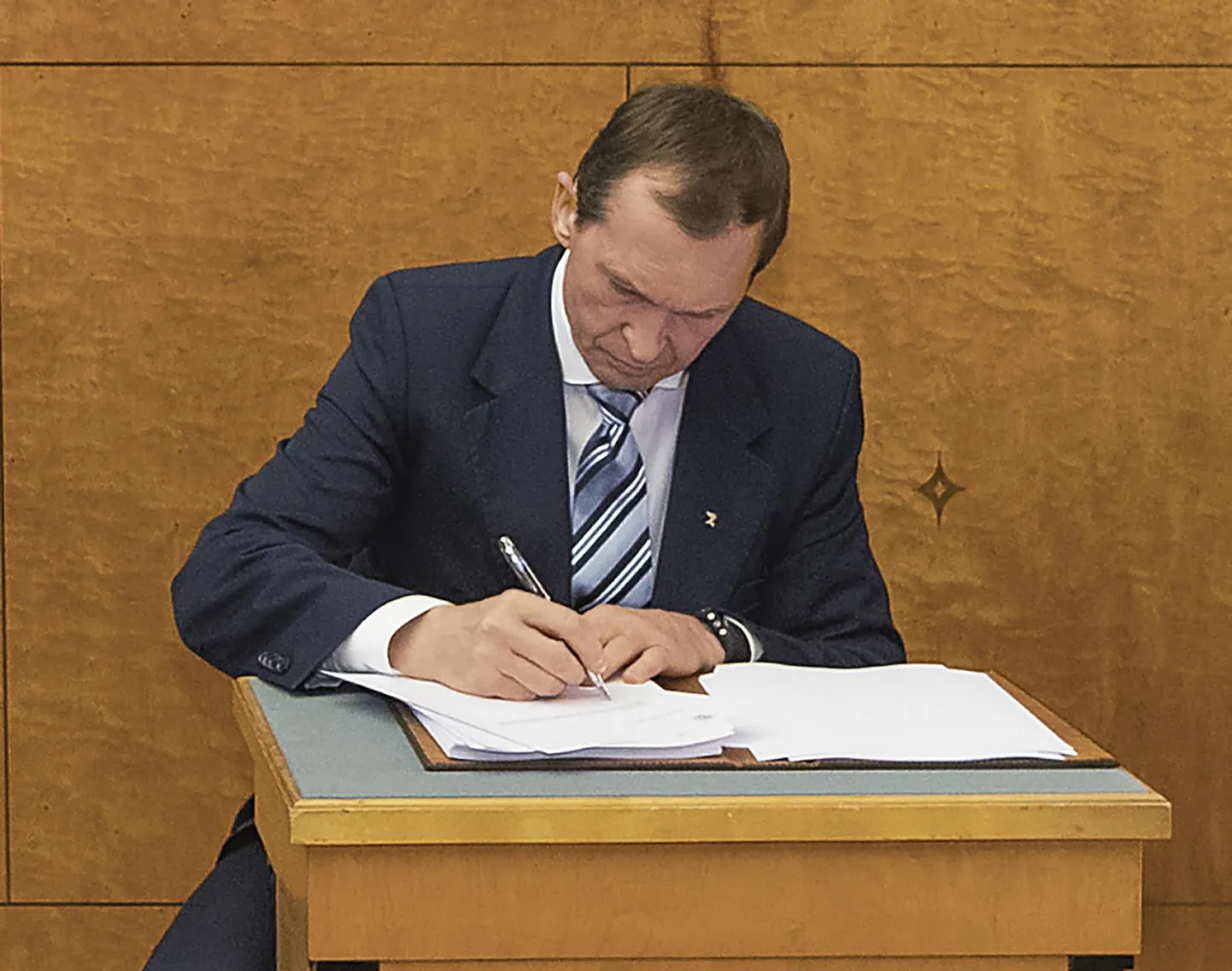 Jüri Jaanson on olnud aastatel 2011–2023 riigikogu 12., 13. ja 14. koosseisu liige.