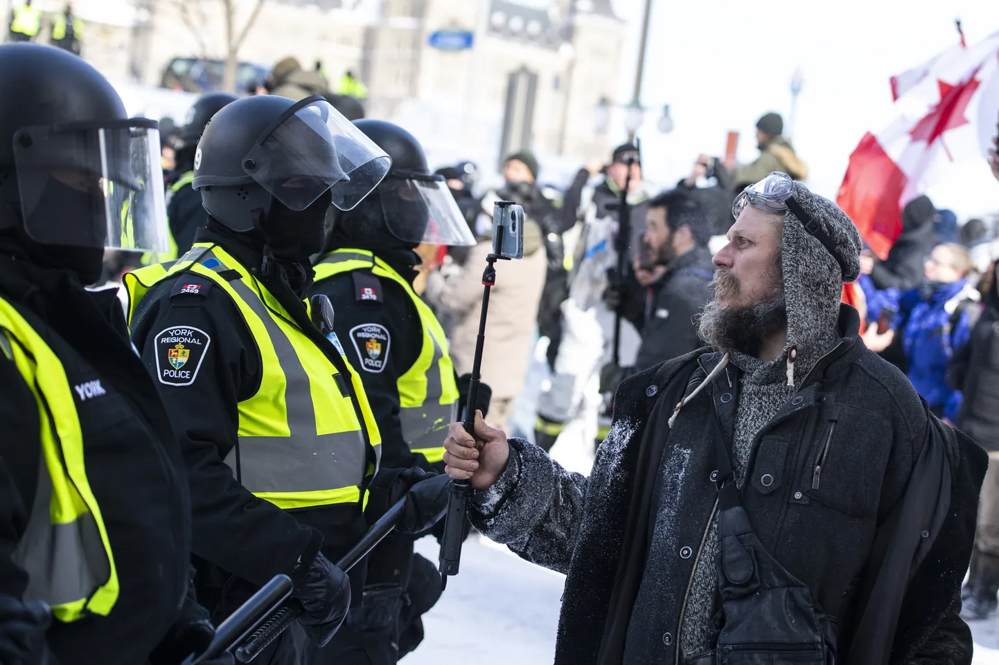 Politsei ja meeleavaldajate vastasseis Ottawas.