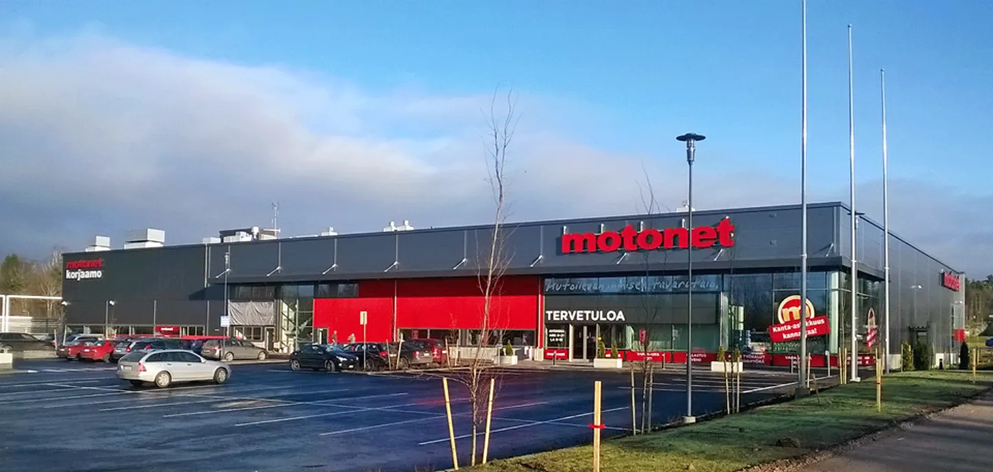 Motoneti kauplus Espoos.
