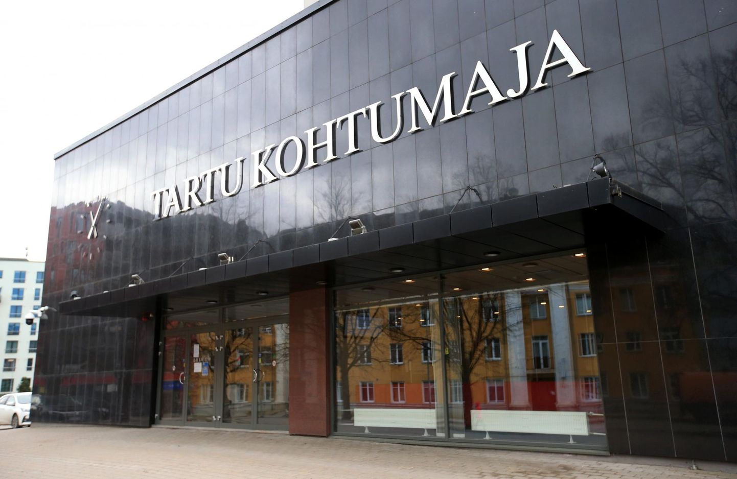 Põhja-Sakala eksvallavanema ja valla vaidlust hakatakse lahendama Tartu kohtumajas.