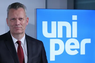 Uniperi tegevjuht Klaus-Dieter Maubach reedel pressikonverentsil ajakirjanikele esinemas.