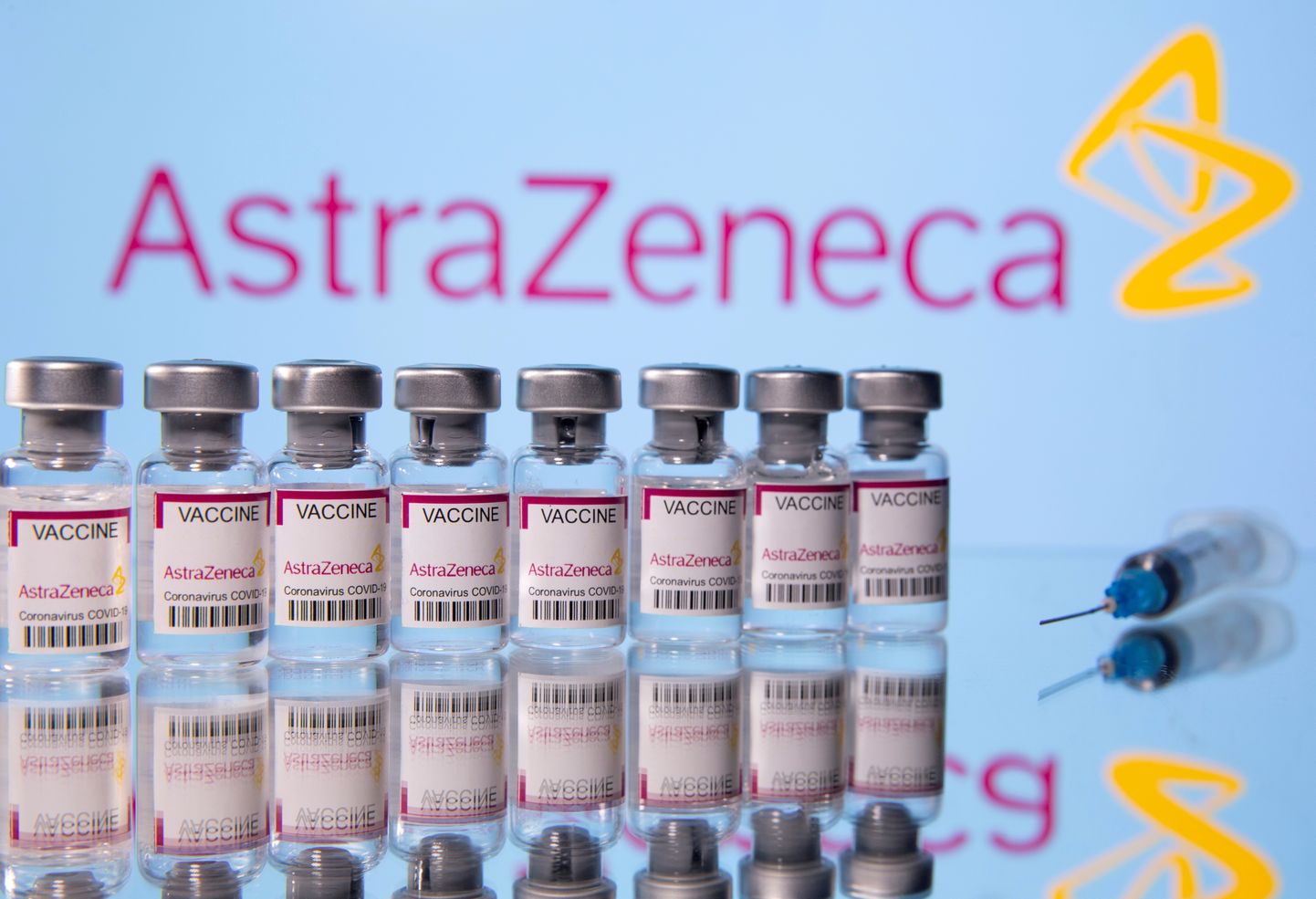 Astra Zeneca Covid-19 vaktsiin. REUTERS/Dado Ruvic/Illustration/File Photo