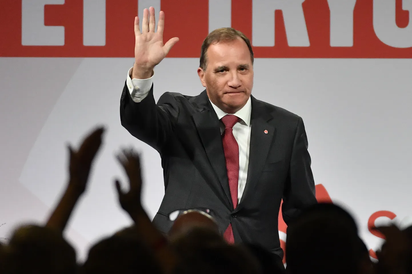 Peaminister Stefan Löfven ei kavatse tagasi astuda.