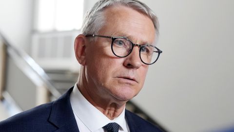 Puntulim būšot nopietna saruna ar Krievu teātra vadību par valsts valodas lietošanu