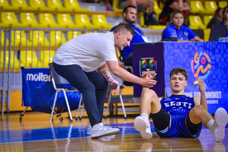 Brett Nõmm (vasakul) leidis hoolealustega ühise keele.