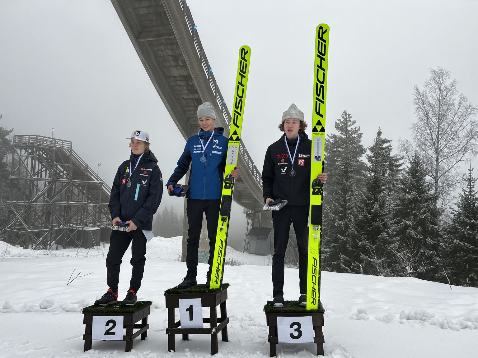 Kaimar Vagul (keskel) võitis Põhjamaade noorte meistrivõistlused.