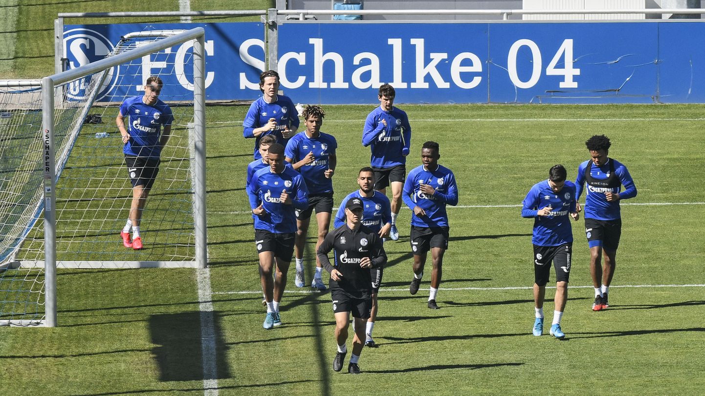 FC Schalke 04 jalgpallurid 23. aprillil peetud treeningul.