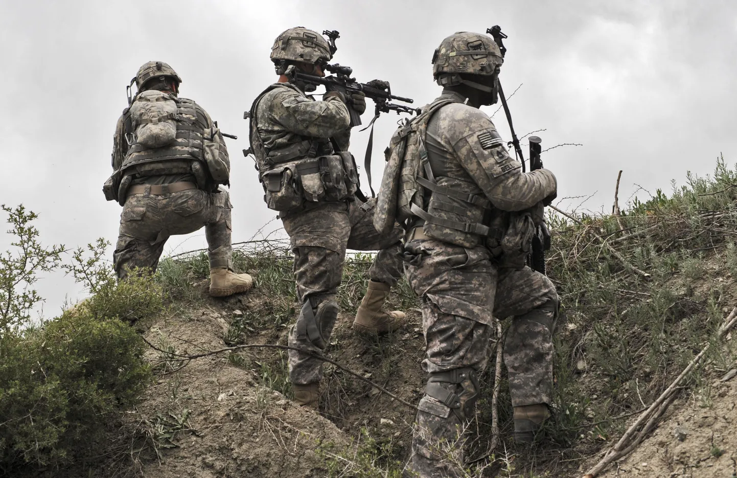 Солдаты коалиции в Афганистане.