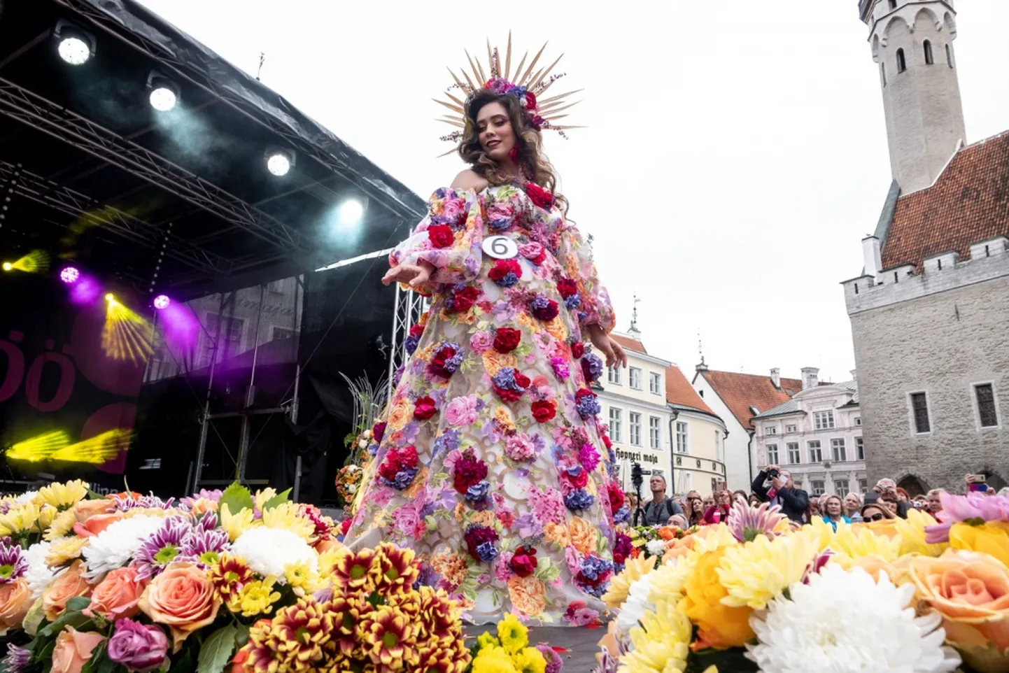 Lillekleitide võistlus.