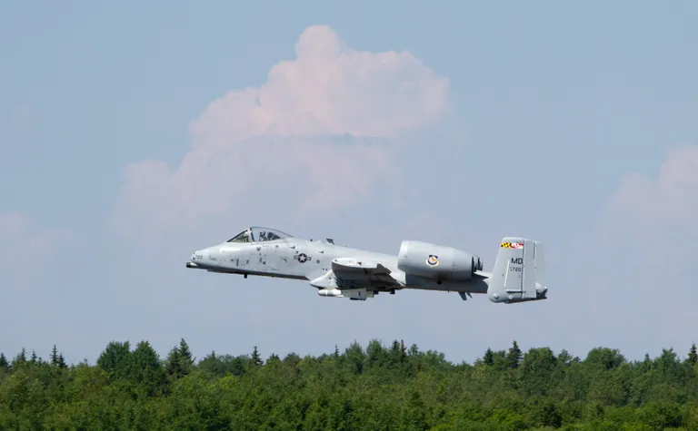 Ameerika Ühendriikide ründelennuk A-10.
