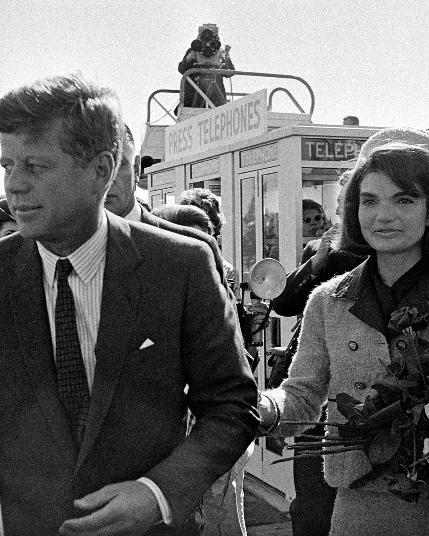 John ja Jacqueline Kennedy Dallase lennujaamas 22. novembril 1963. aastal