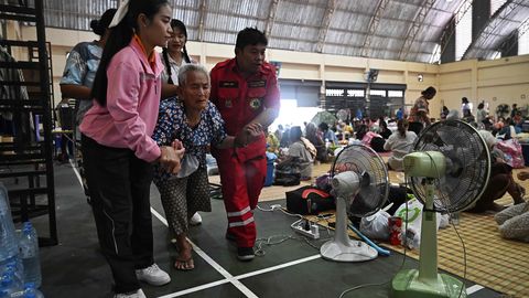 Taizemē no Kambodžas pierobežas evakuē lielu skaitu cilvēku