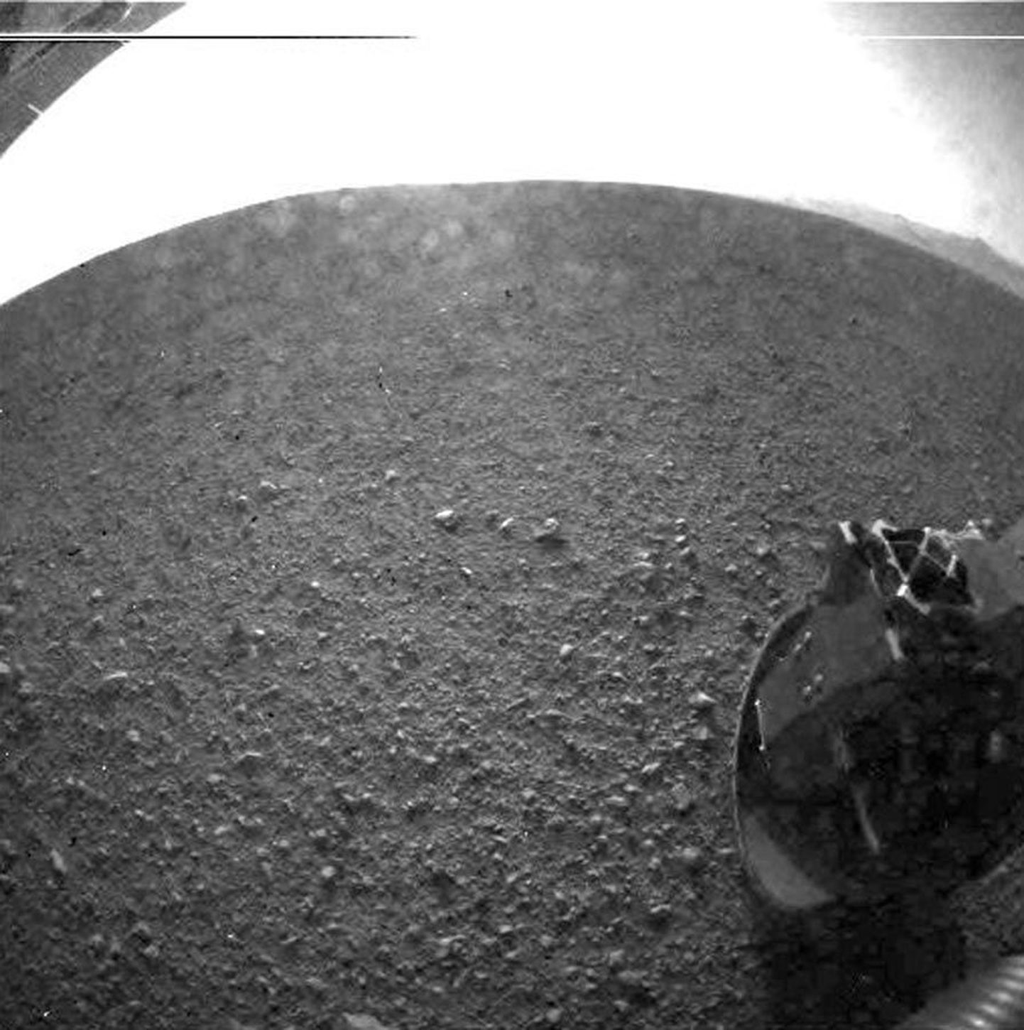 Tere tulemast Marsile! See oli üks esimesi ülesvõtteid, mille Marsile maabunud kosmoseaparaat klõpsas ja Maale läkitas.