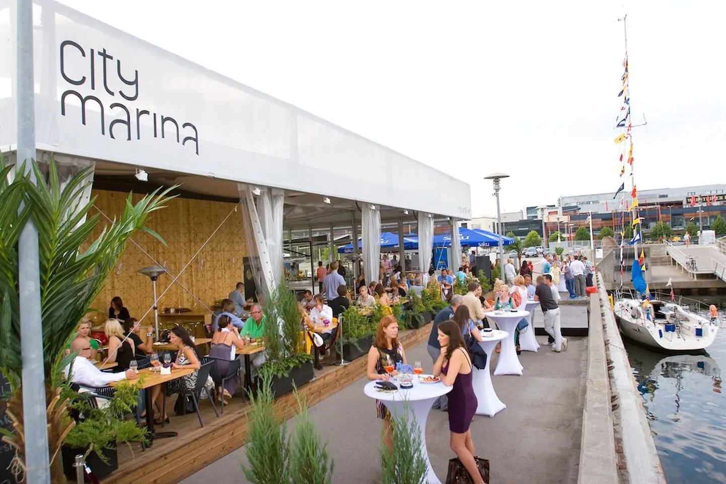 Esimene mereäärne restoran Tallinnas.