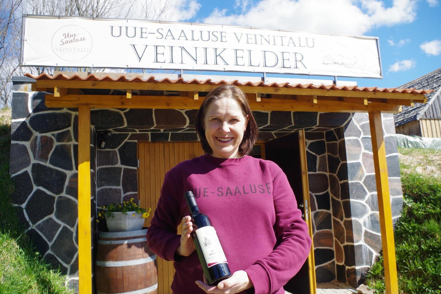 Haanjamaal asuva Uue-Saaluse veinitalu perenaise Maris Kivistiku sõnul läks neil hiljutisel Eesti parima joogi konkursil väga hästi.

 