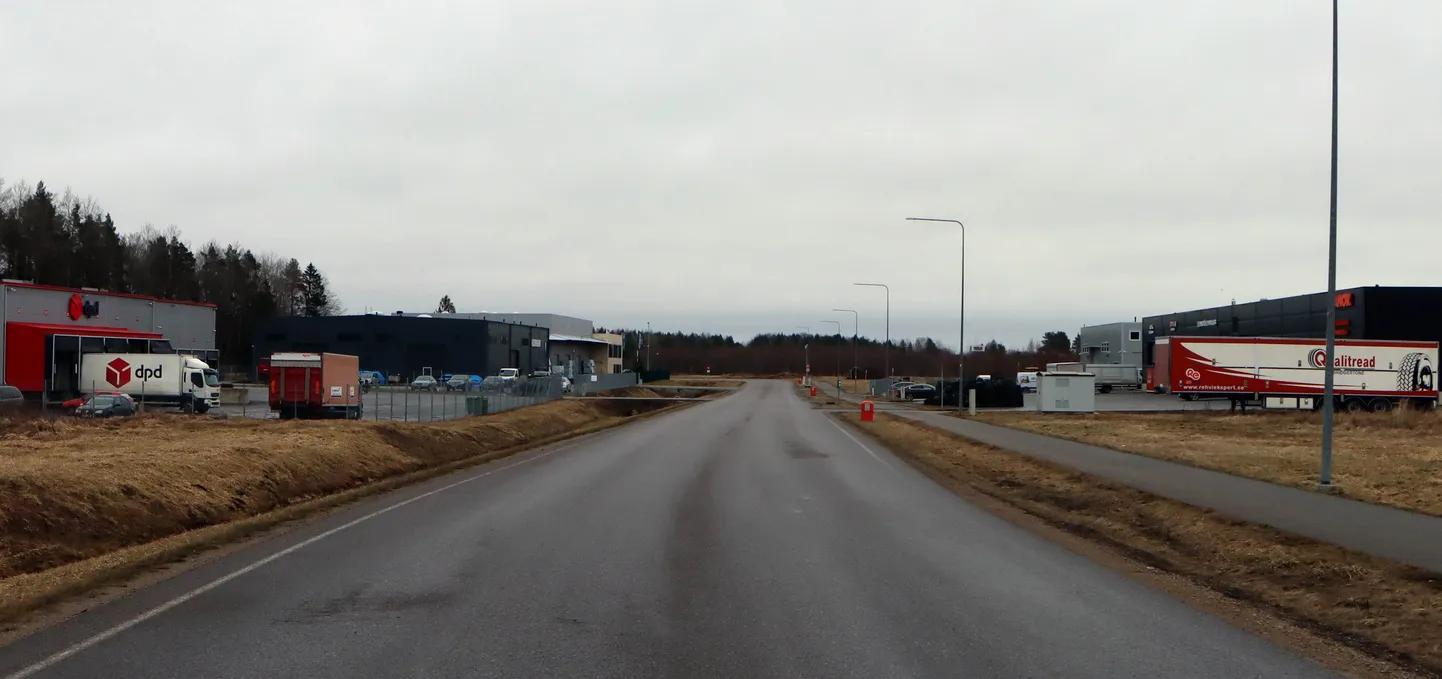 Kui seni on üheksa aastat tagasi rajatud Jõhvi äripargis seadnud end sisse põhiliselt laod ja väiksemad teenindusettevõtted, siis järgmisel aastal hakatakse sinna ehitama ka tootmisettevõtet − proteiinitehast.