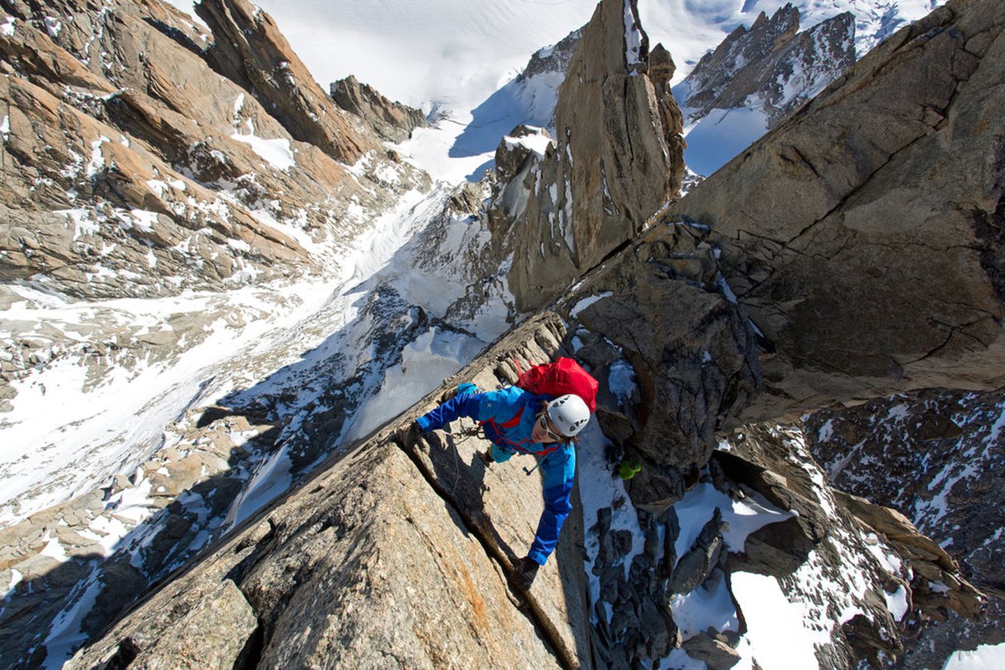 Kumu Dokumentaal avab hooaja filmiga alpinismist.