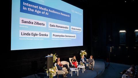 Pētījums: Latvijas iedzīvotāji visilgāko laiku pavada TikTok un YouTube