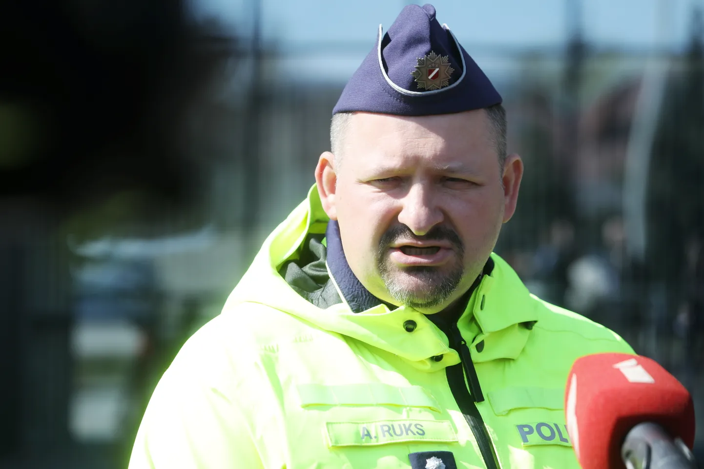 Valsts policijas priekšnieks Armands Ruks piedalās preses brīfingā, kurā informē par sievietes slepkavību Jēkabpils novadā.