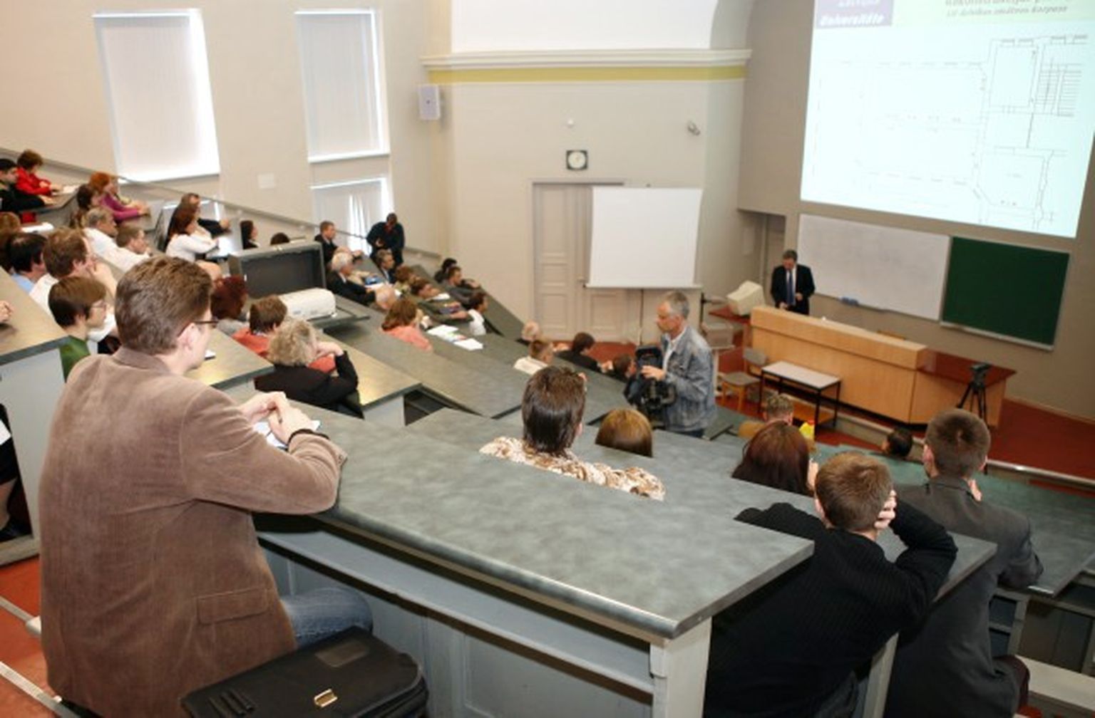 Studenti auditorijā; ilustratīvs foto.