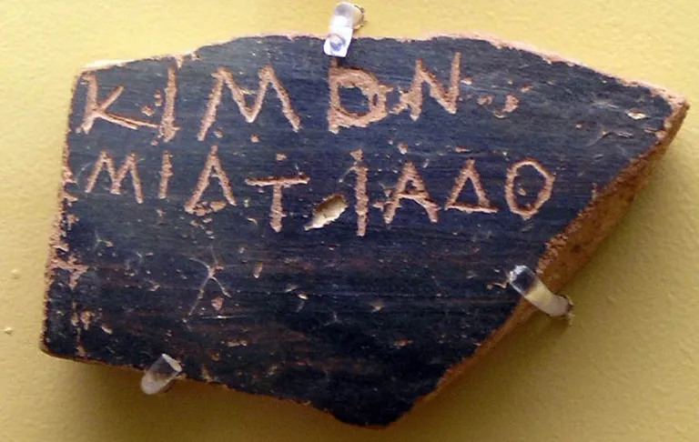 Ostraka.